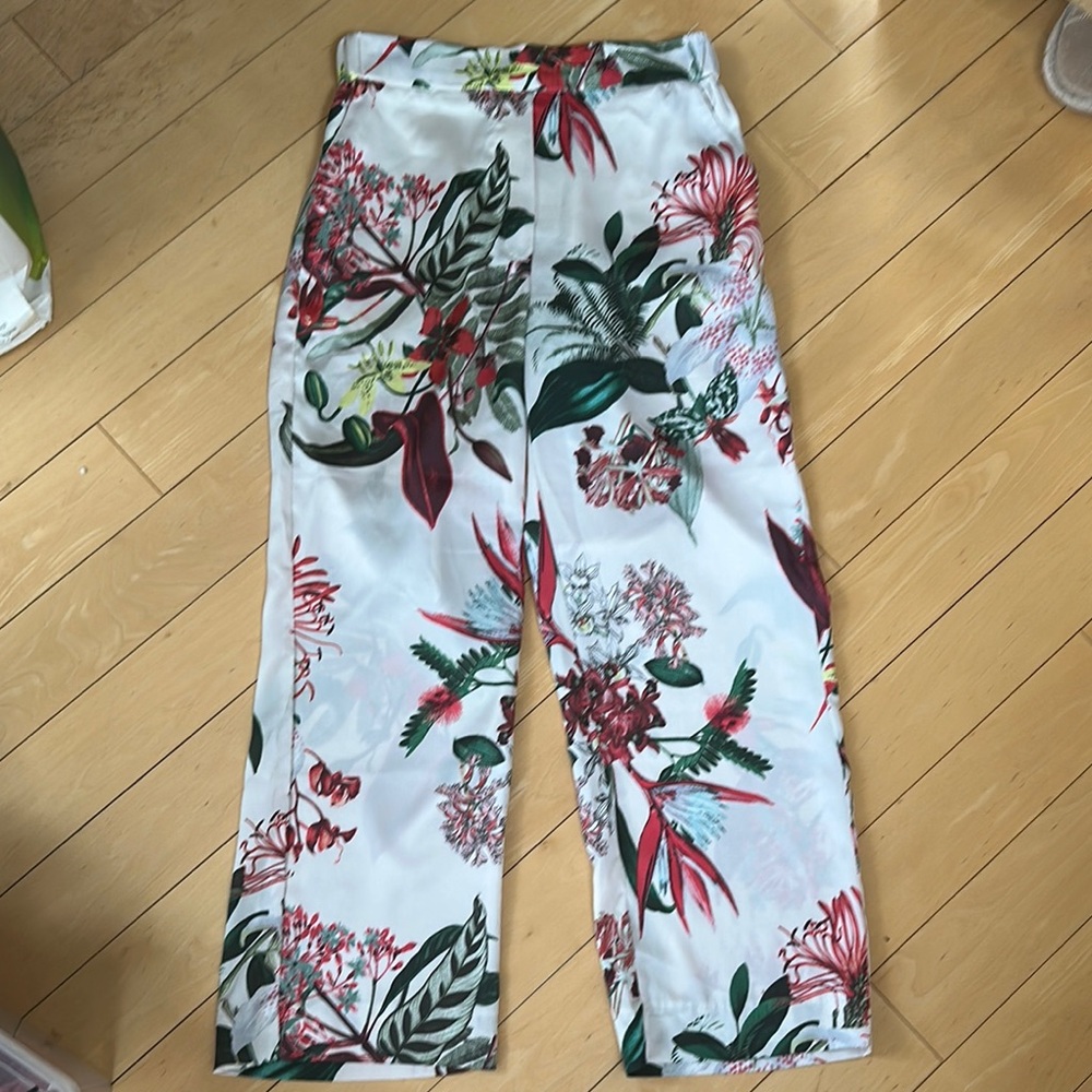 Floral capri Print Pants